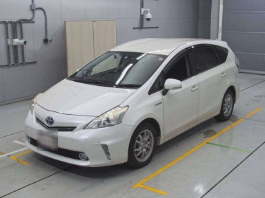 2012 Toyota Prius alpha