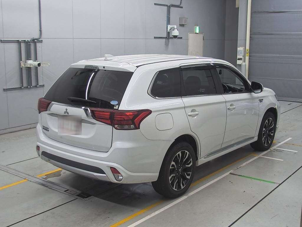 2015 Mitsubishi Outlander PHEV GG2W[1]