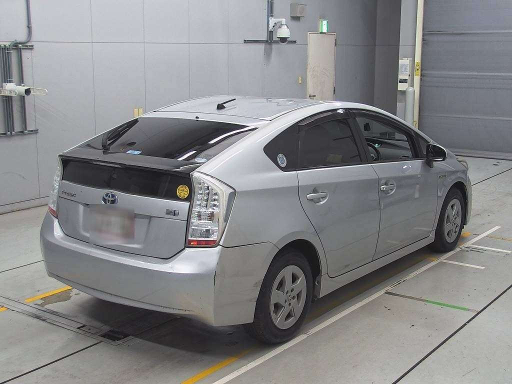 2011 Toyota Prius ZVW30[1]