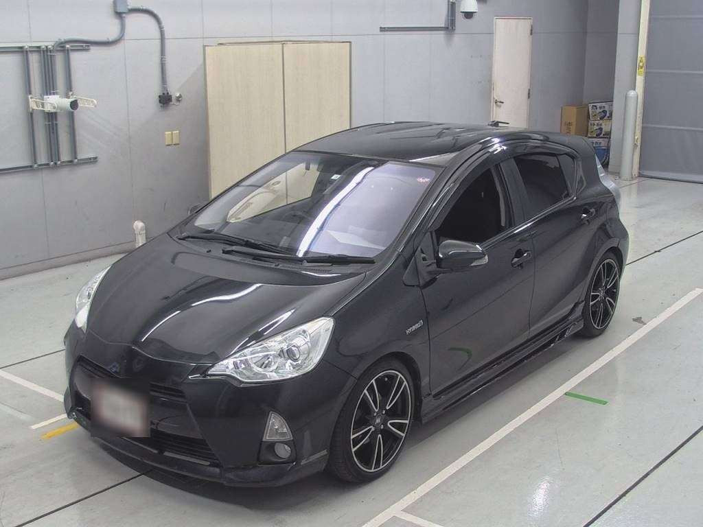 2013 Toyota Aqua NHP10[0]