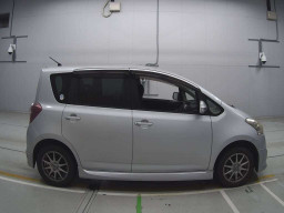 2009 Toyota Ractis