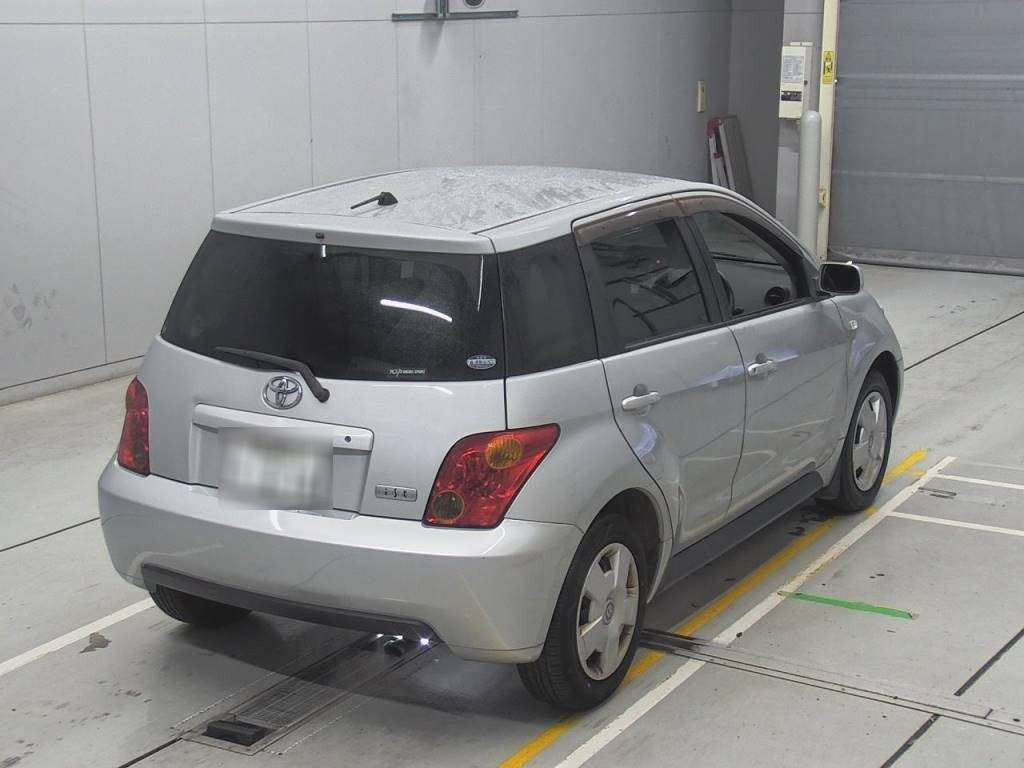 2003 Toyota IST NCP60[1]