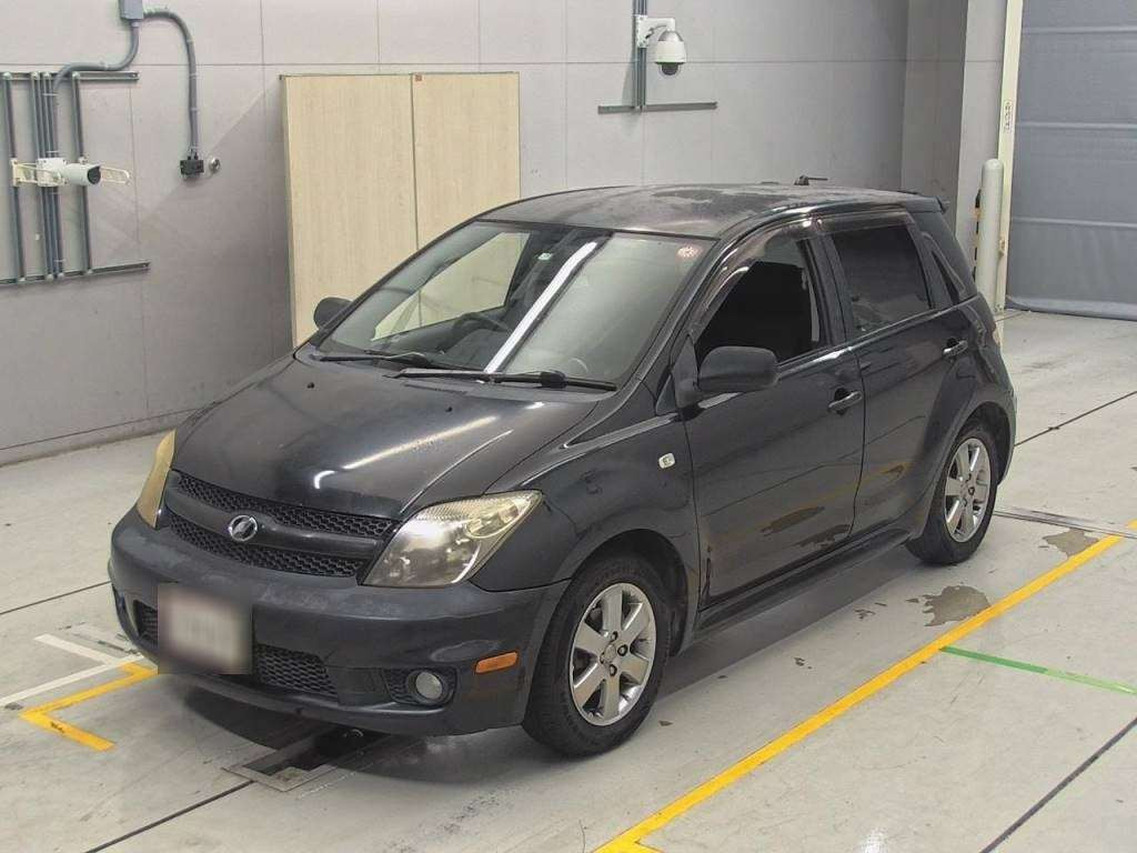 2005 Toyota IST NCP61[0]