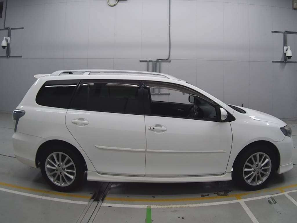 2009 Toyota Corolla Fielder ZRE142G[2]