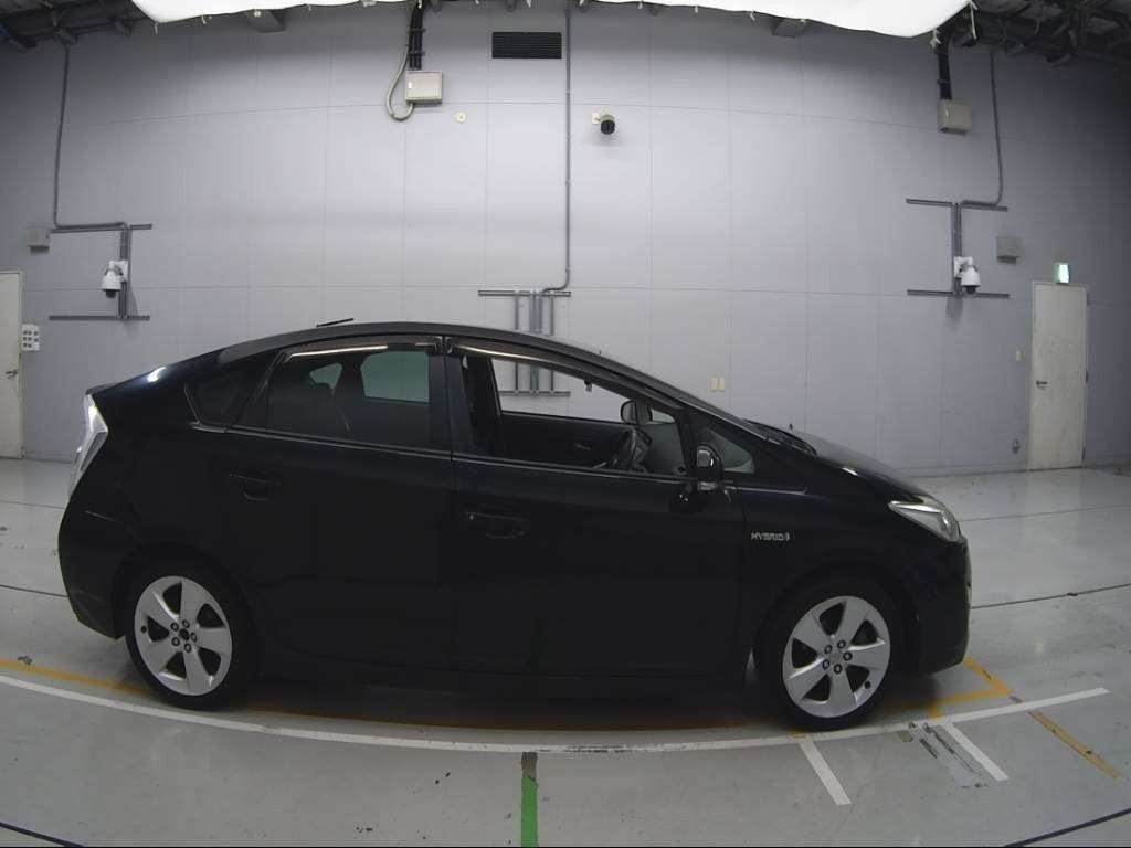 2009 Toyota Prius ZVW30[2]