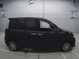 2012 Toyota Sienta