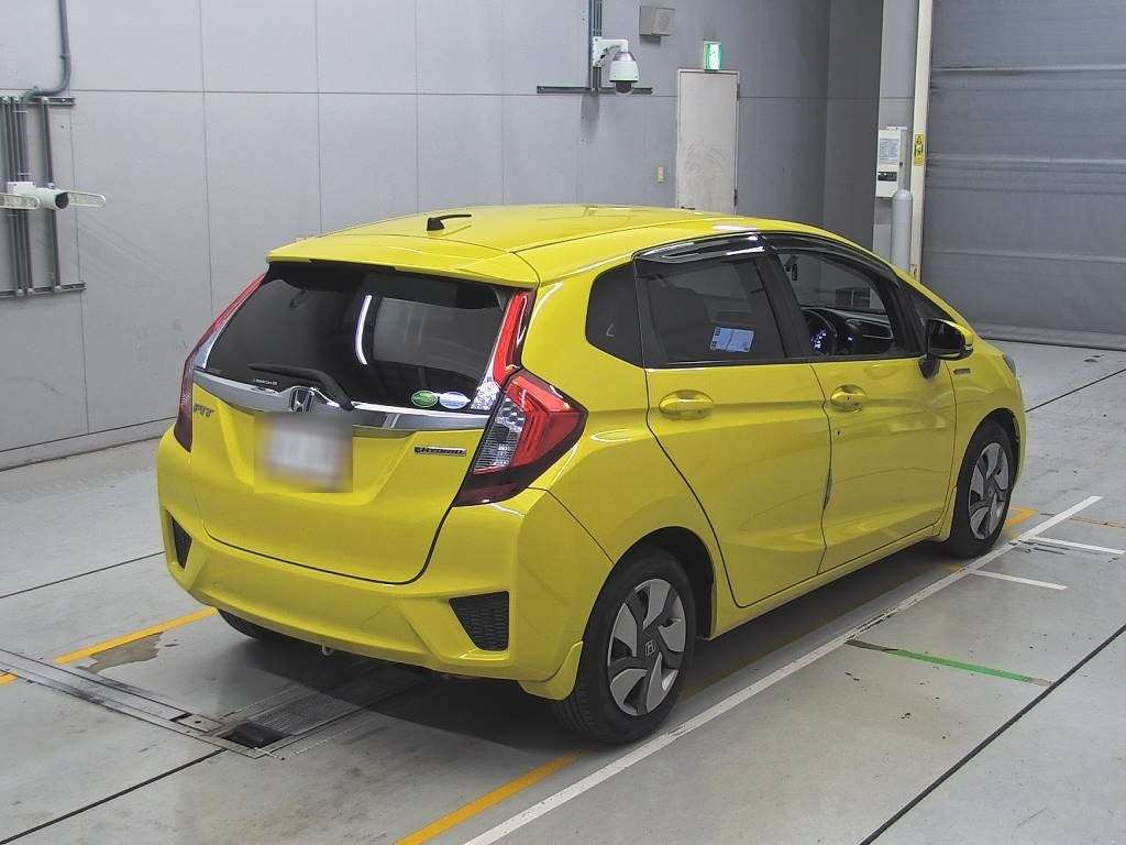 2013 Honda Fit Hybrid GP5[1]