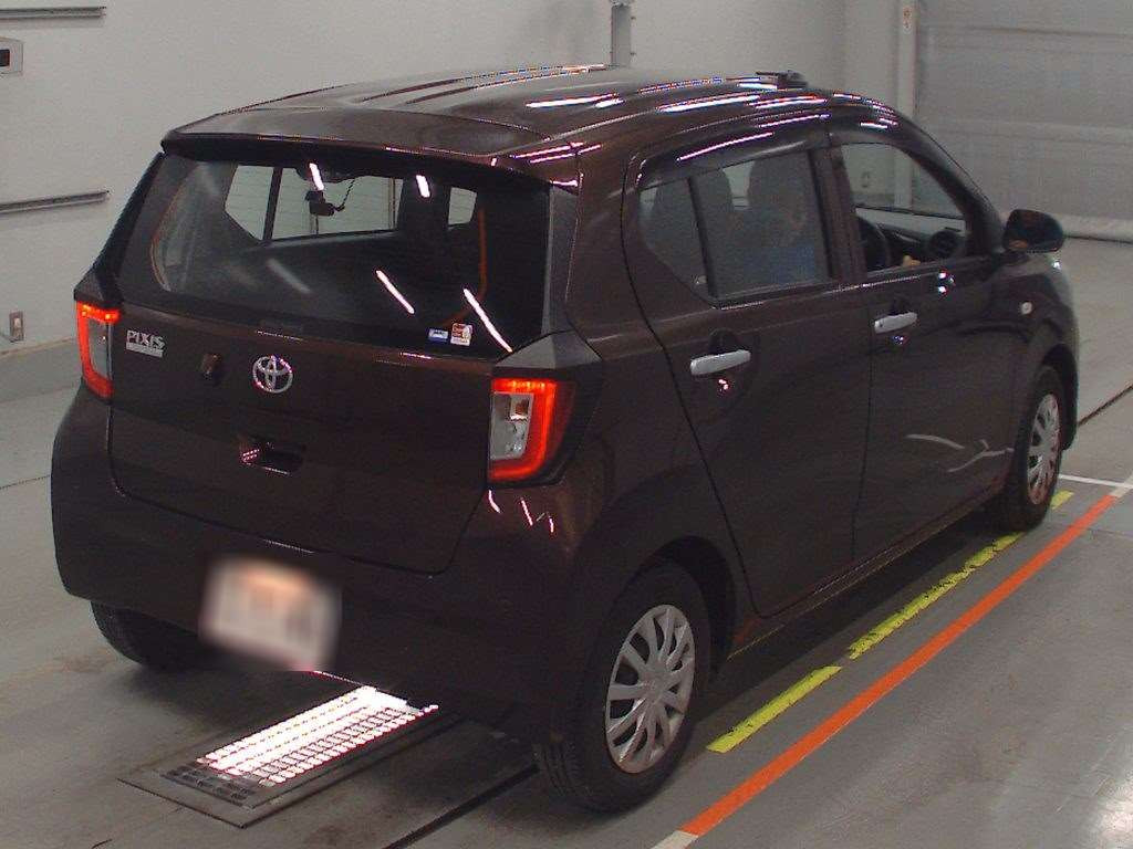 2022 Toyota Pixis Epoch LA350A[1]