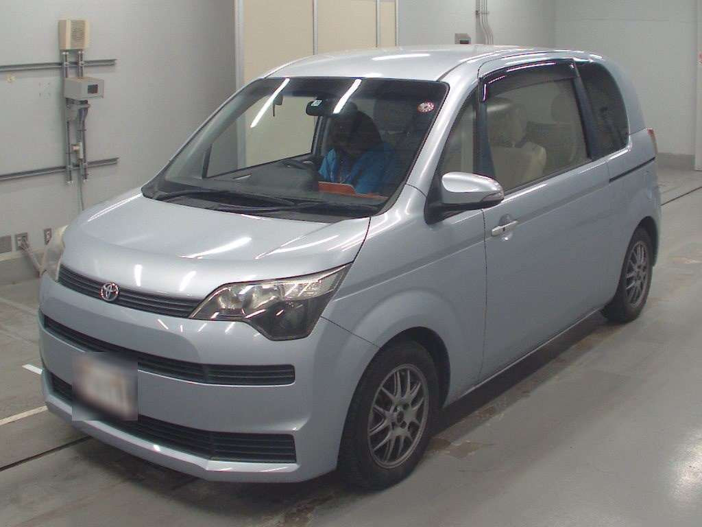 2013 Toyota Spade NCP141[0]