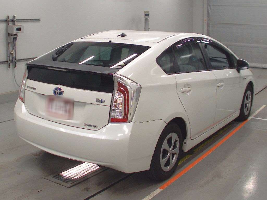 2012 Toyota Prius ZVW30[1]