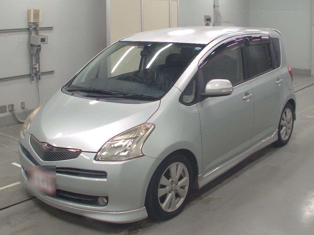 2005 Toyota Ractis NCP100[0]