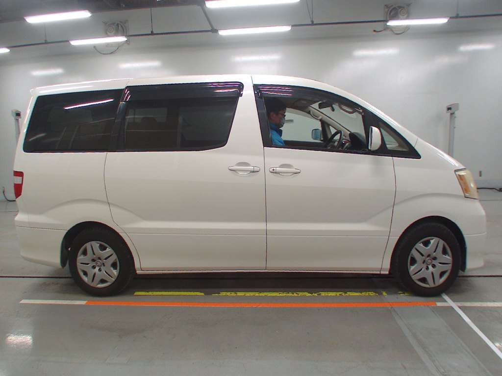 2004 Toyota Alphard V ANH10W[2]