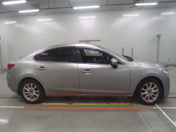 2014 Mazda Atenza