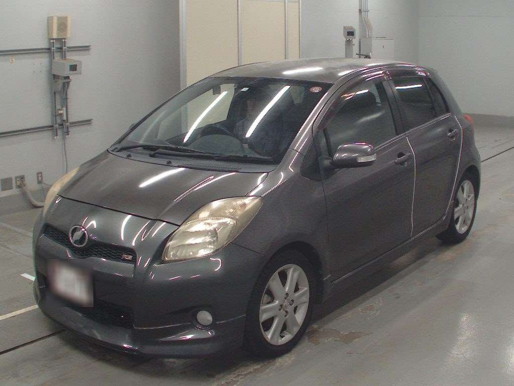 2010 Toyota Vitz NCP91[0]