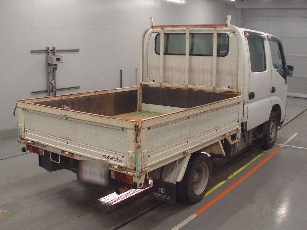 2004 Toyota Toyoace Truck TRY230[1]