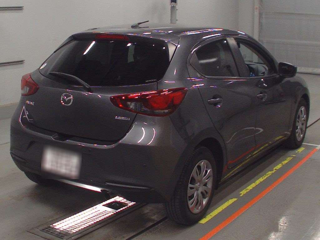 2020 Mazda Mazda2 DJLFS[1]