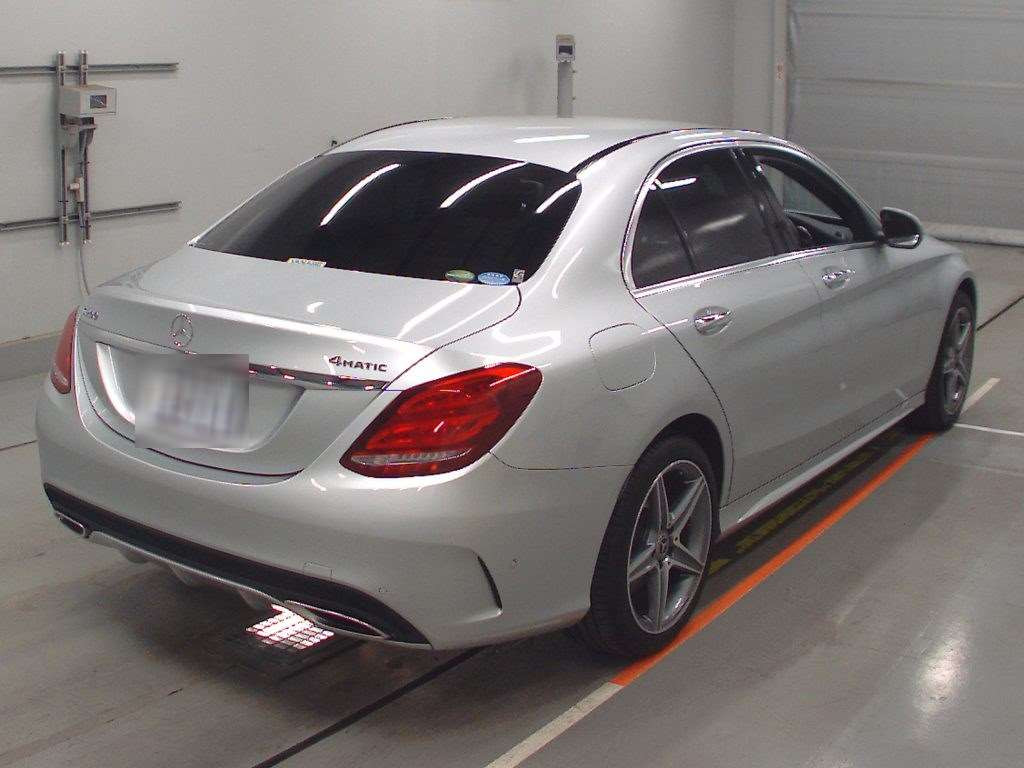 2018 Mercedes Benz C-Class 205043[1]