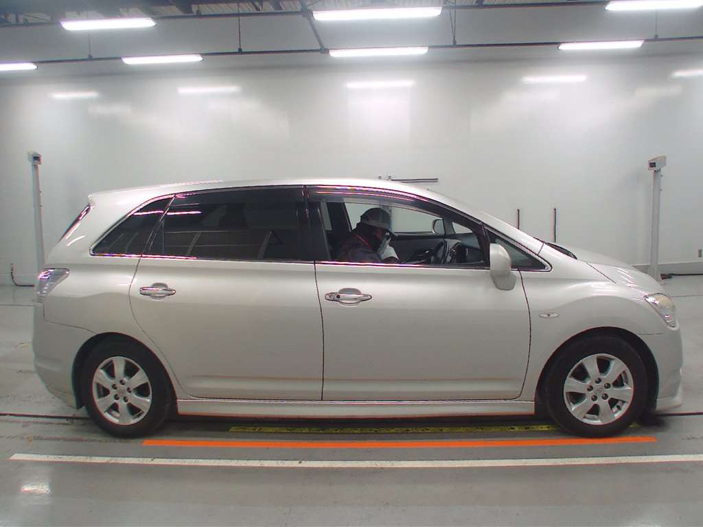 2007 Toyota Mark X Zio ANA10[2]