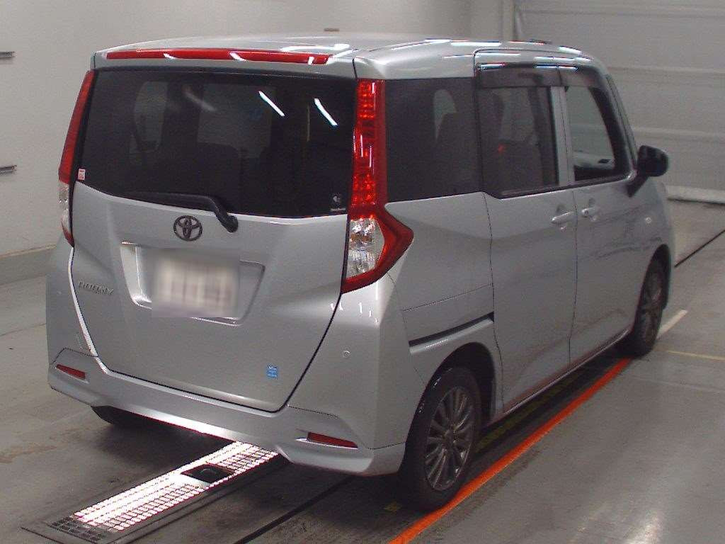 2022 Toyota Roomy M900A[1]