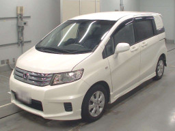 2011 Honda Freed Spike