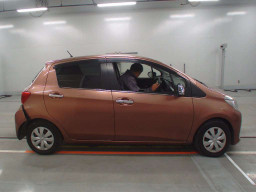 2014 Toyota Vitz