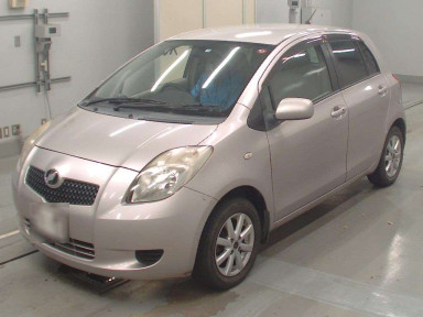 2005 Toyota Vitz