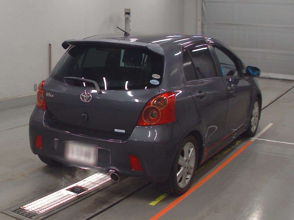 2007 Toyota Vitz NCP91[1]