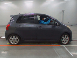 2007 Toyota Vitz