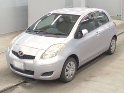 2010 Toyota Vitz