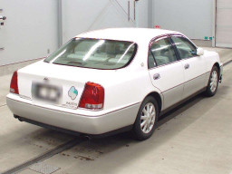 2003 Toyota Crown Majesta