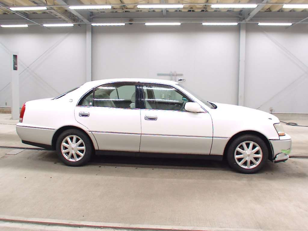 2003 Toyota Crown Majesta JZS177[2]