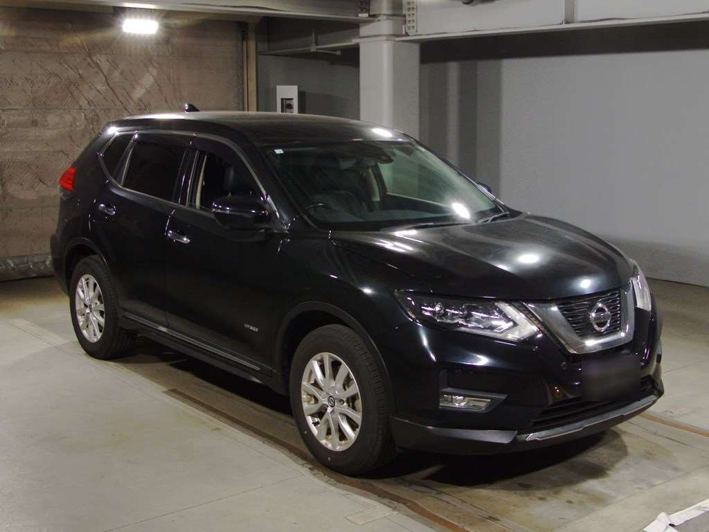 2018 Nissan X-Trail HT32[2]