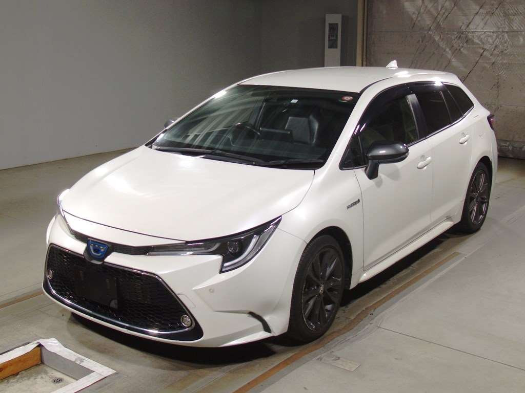 2020 Toyota Corolla Touring Wagon ZWE211W[0]