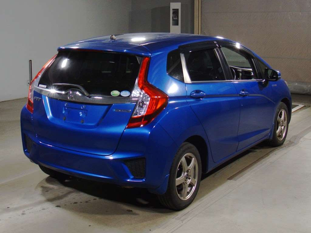 2014 Honda Fit Hybrid GP5[1]