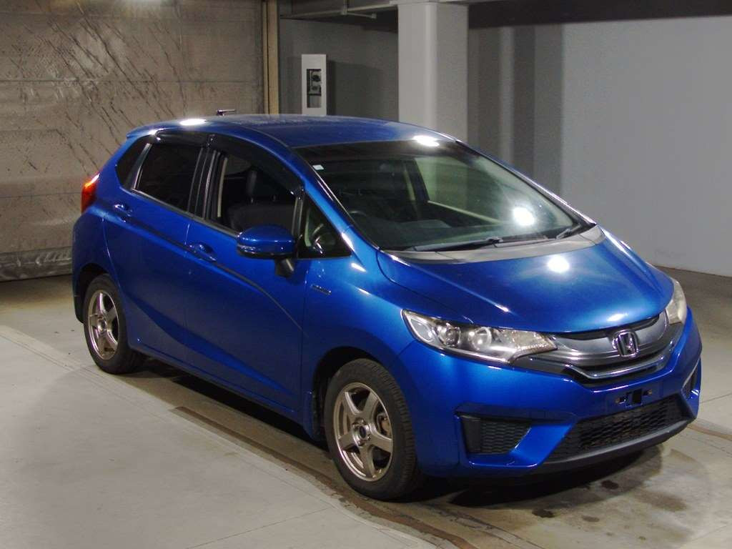 2014 Honda Fit Hybrid GP5[2]