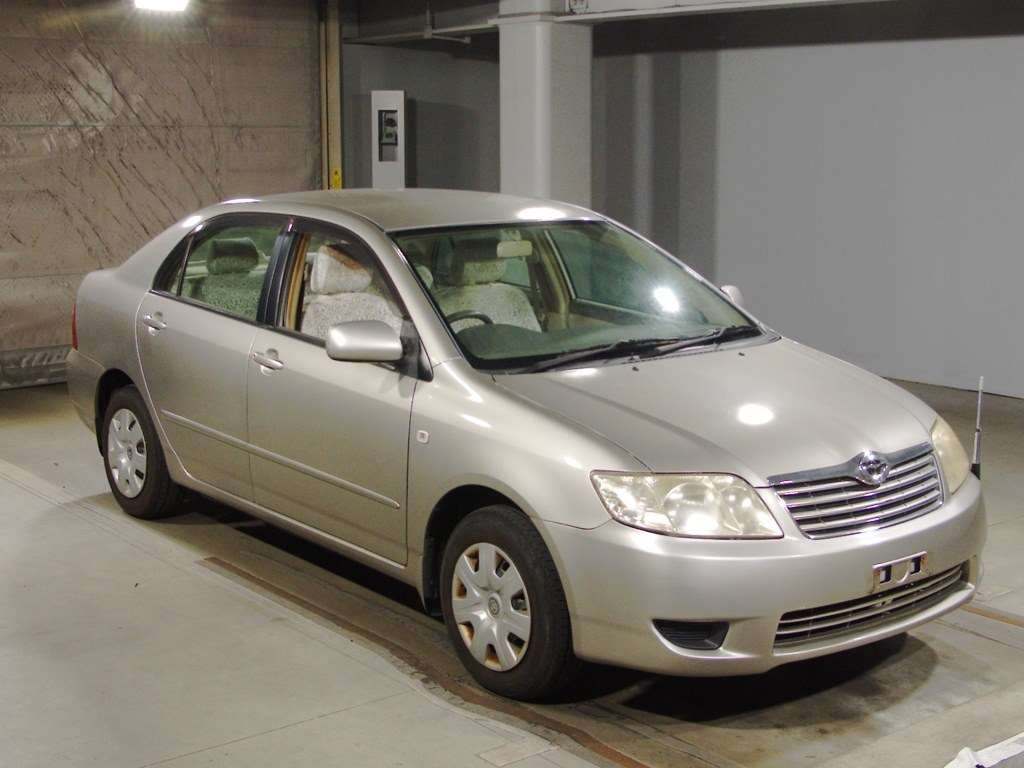 2005 Toyota Corolla Sedan NZE121[2]