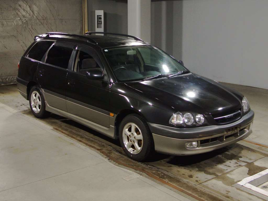 1998 Toyota Caldina ST210G[2]