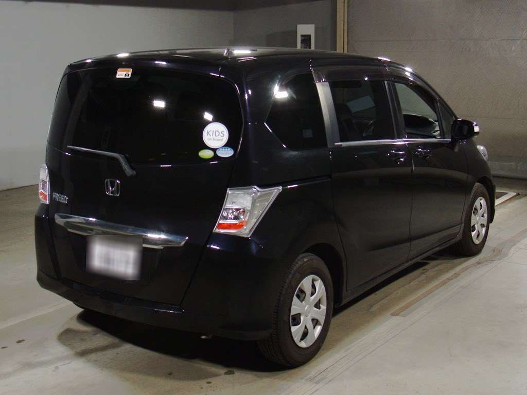 2012 Honda Freed GB3[1]