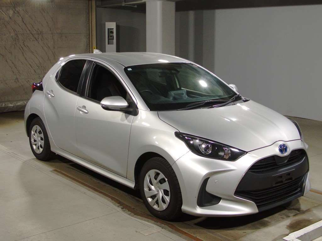 2020 Toyota YARIS MXPH10[2]