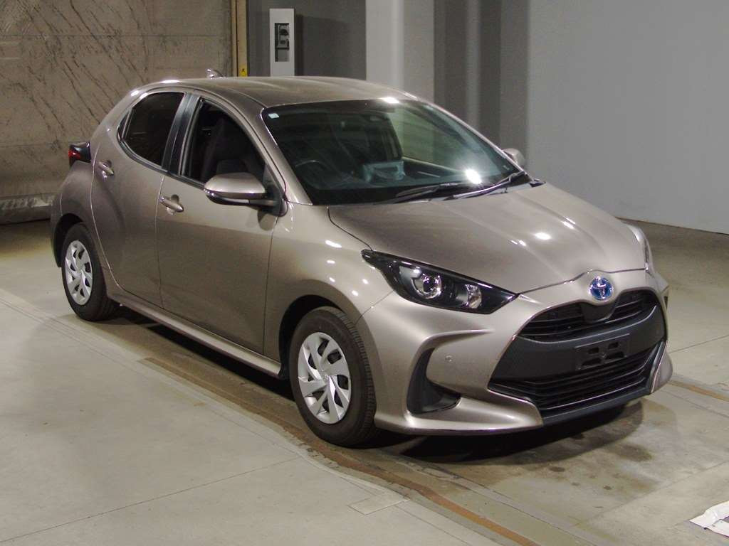 2021 Toyota YARIS MXPH10[2]