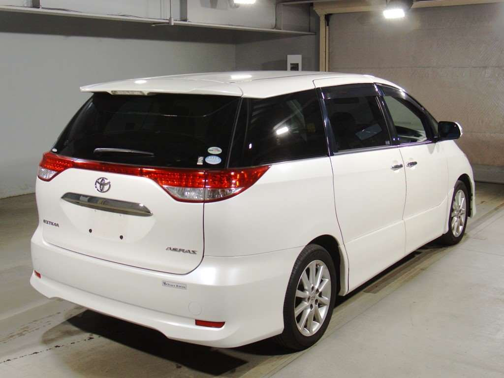 2010 Toyota Estima ACR50W[1]