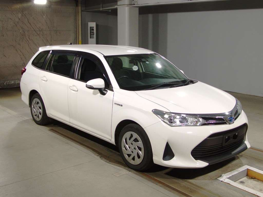 2019 Toyota Corolla Fielder NKE165G[2]