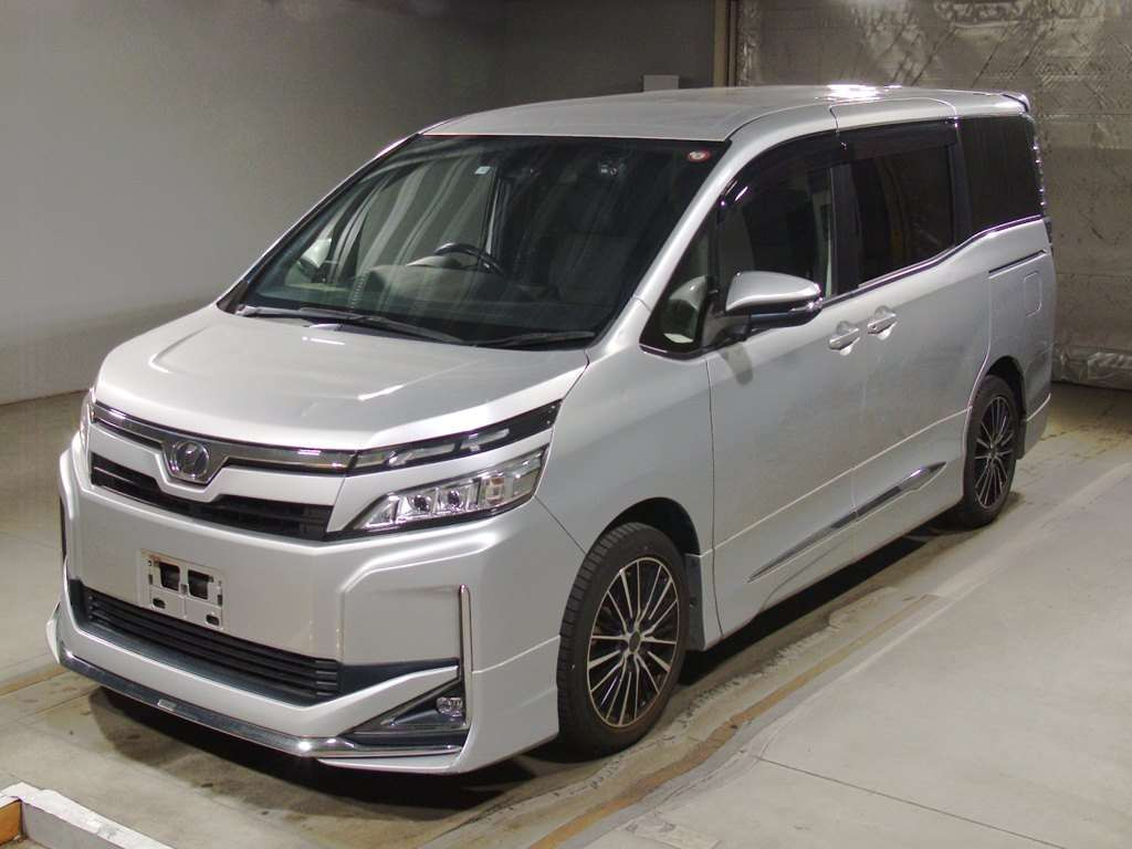 2017 Toyota Voxy ZRR80G[0]