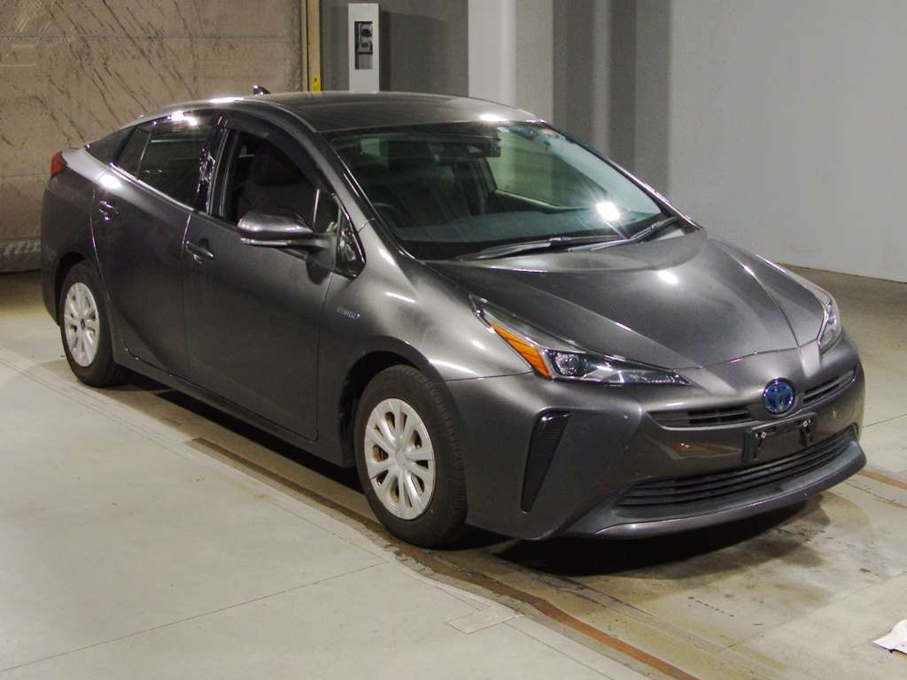 2019 Toyota Prius ZVW51[2]