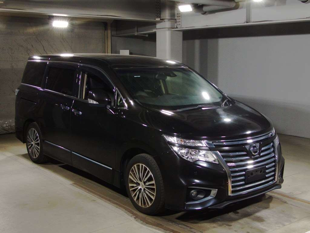 2019 Nissan Elgrand TE52[2]