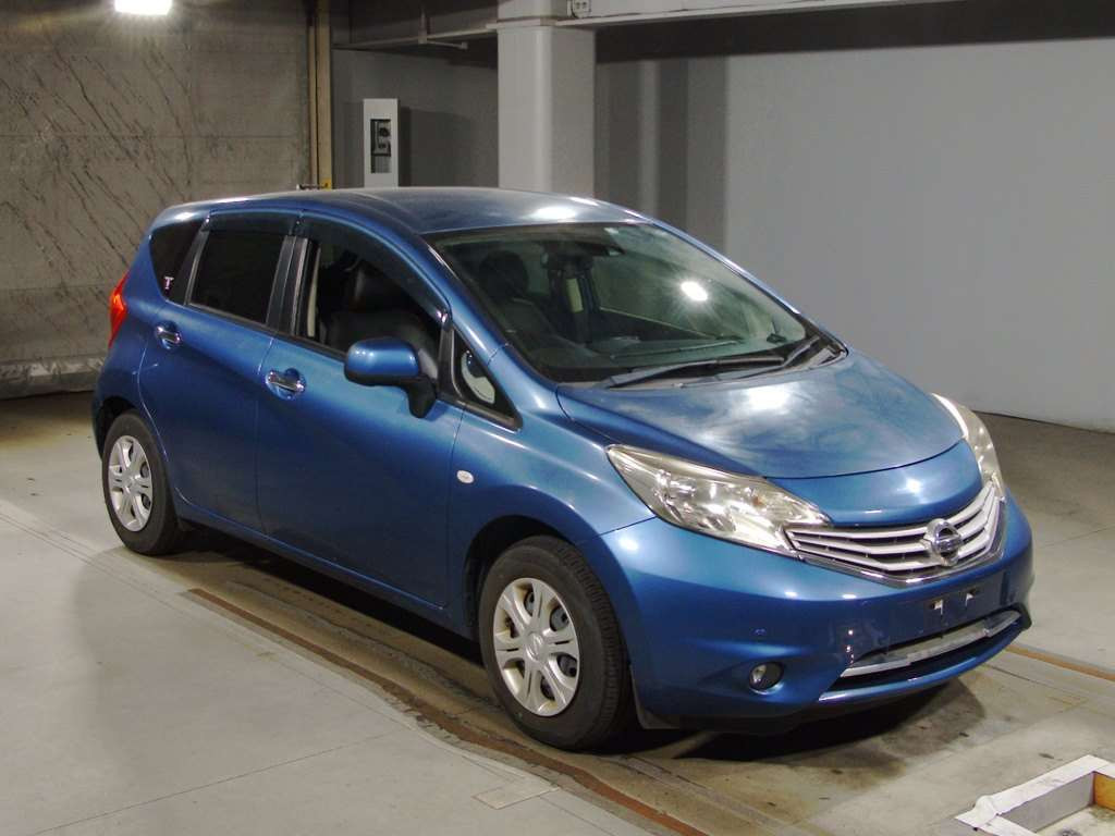 2014 Nissan Note E12[2]