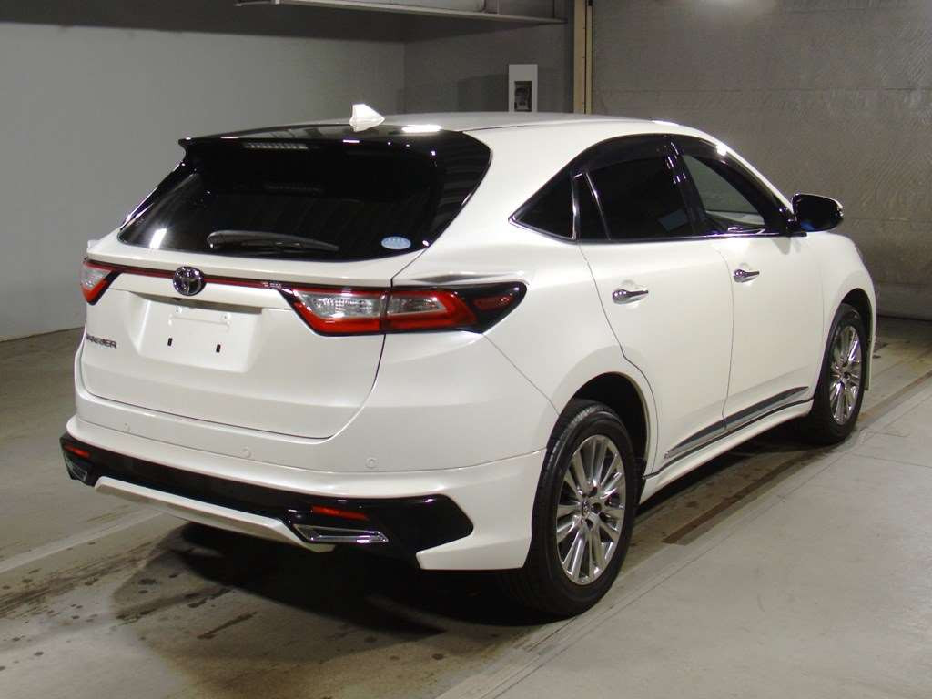 2017 Toyota Harrier ZSU60W[1]