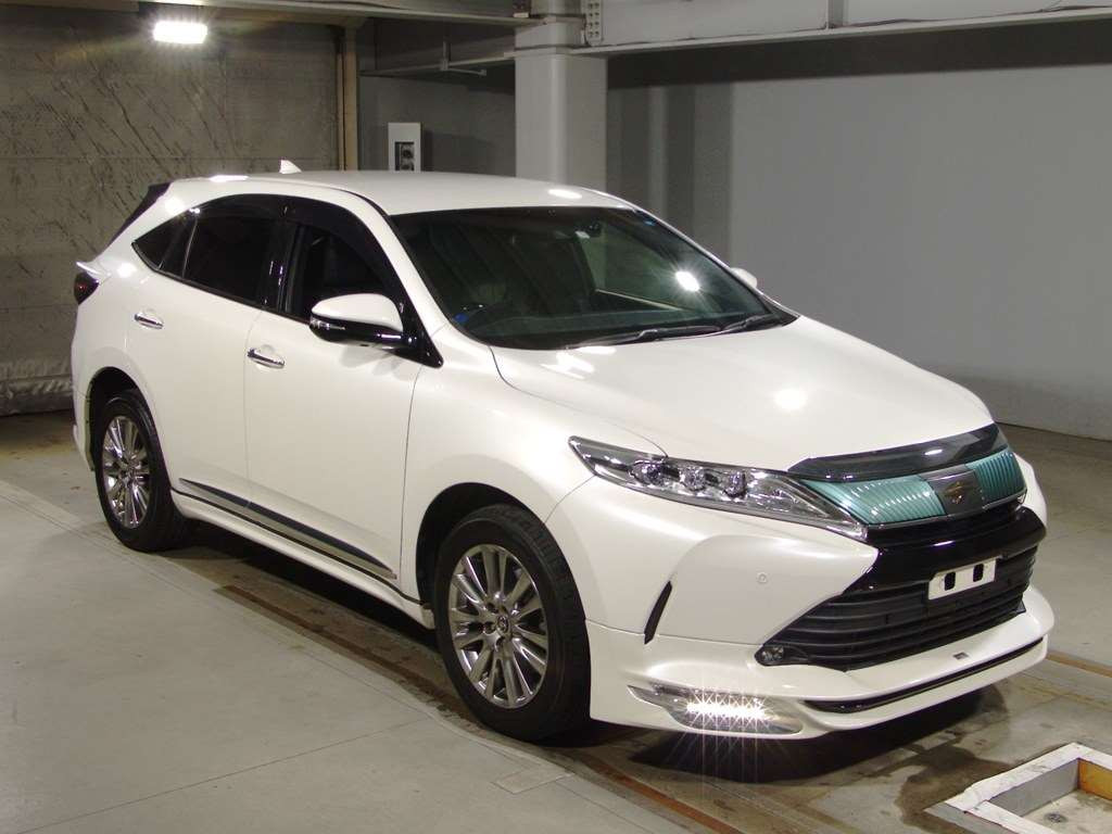 2017 Toyota Harrier ZSU60W[2]