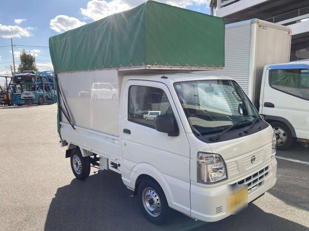 2024 Nissan NT100 Clipper DR16T[2]