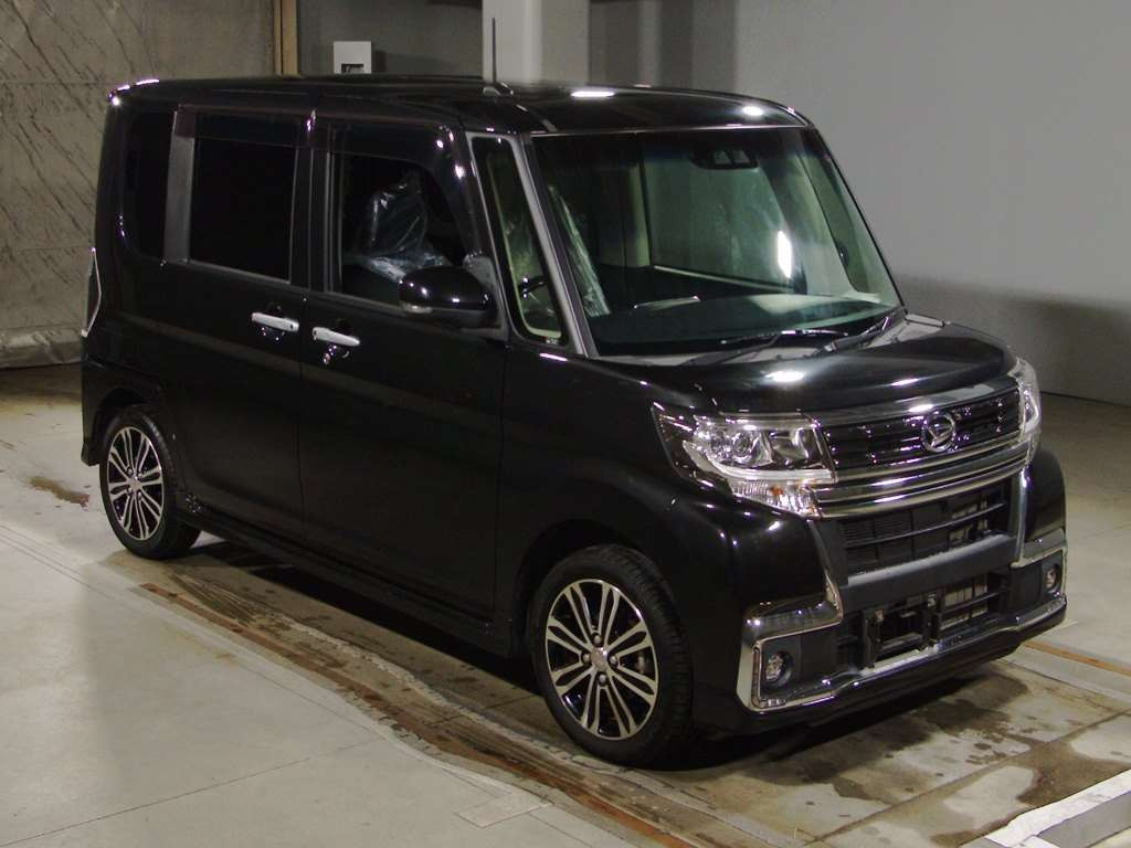 2018 Daihatsu Tanto Custom LA600S[2]